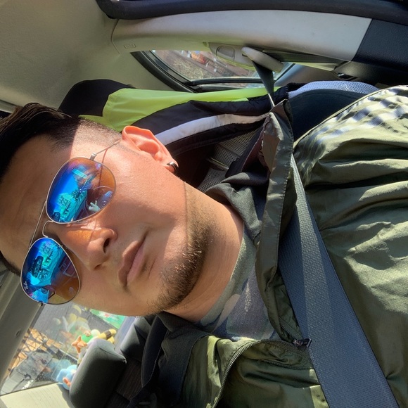 Meet your Posher, Randy - Picture 1 of 1